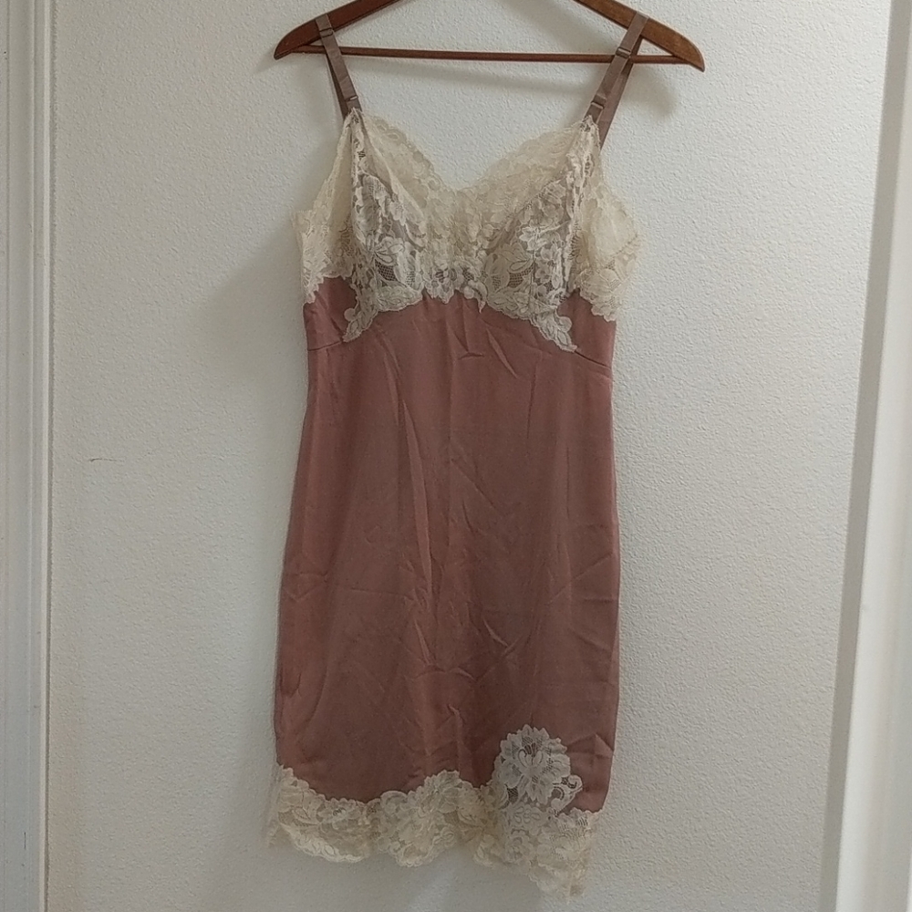 Gossard Artemis Vintage Slip .